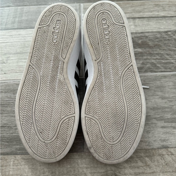 Adidas Cloudfoam Black & White Sneakers - Picture 5 of 5